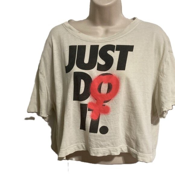 Nike Tops - NIKE Rebel Crop Top Just Do It Creamy Creamy Beige Tshirt Womens Medium